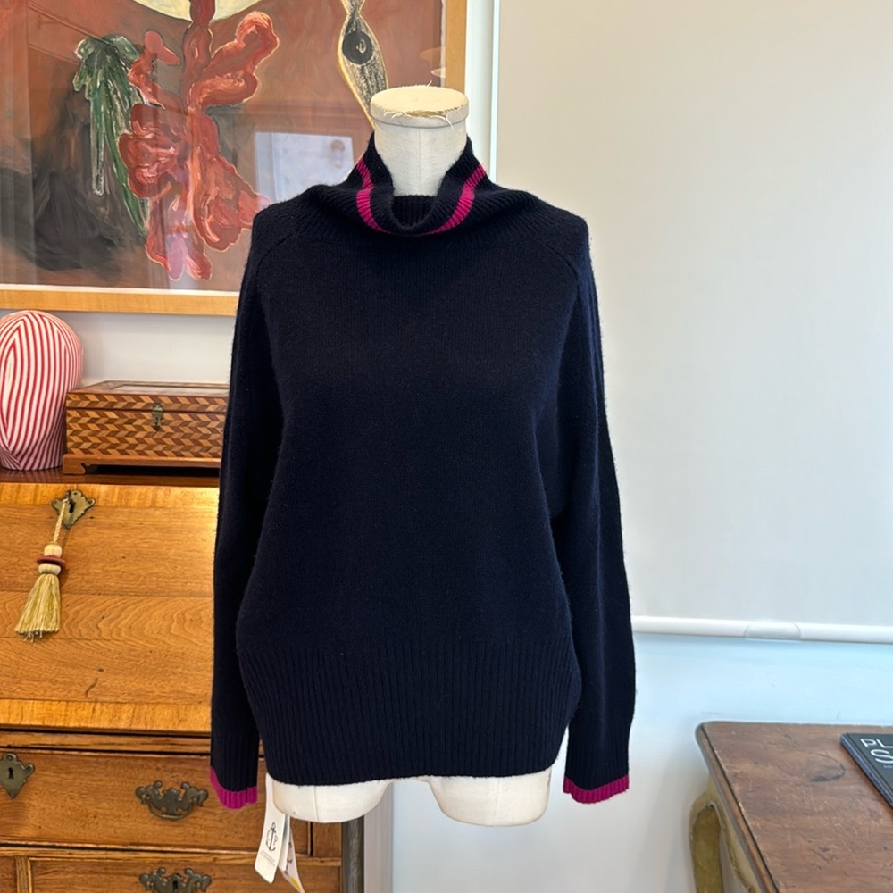 Cortland Park Hamilton Cashmere Sweater - Navy